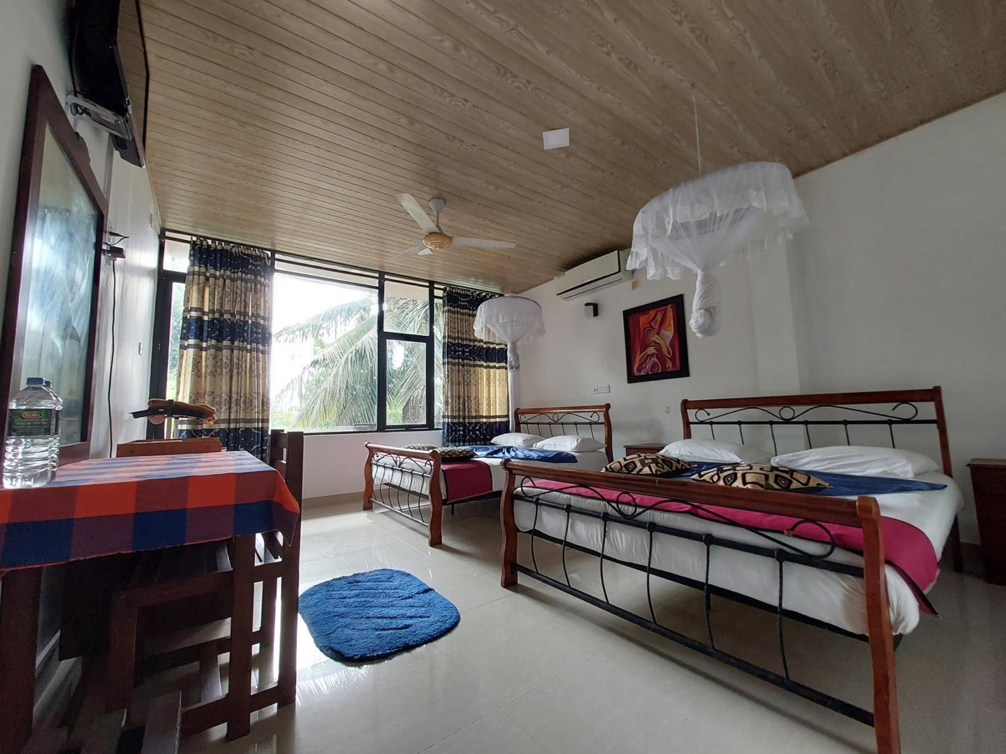 Lake Wave Hotel Anuradhapura Exterior foto